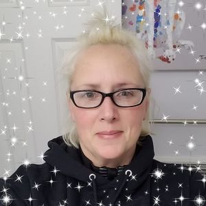 Meet your Posher, Suzanne